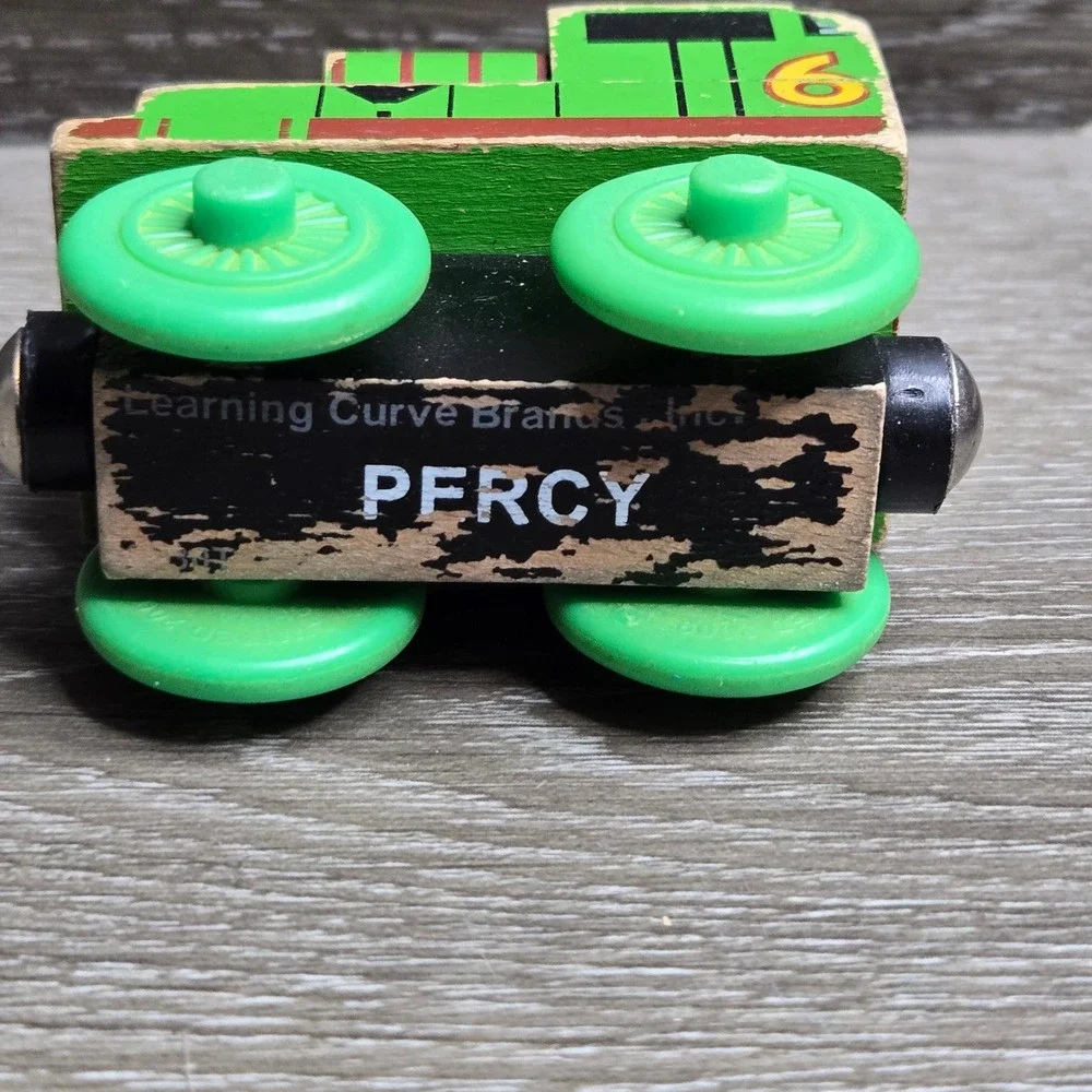 Thomas Wooden Train Railway Percy #6 Small Green Engine Learning Curve 1540TFI00